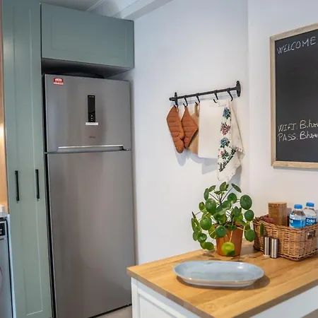 Апартаменты Charming - Near Axis Mall