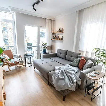 Апартаменты Charming - Near Axis Mall